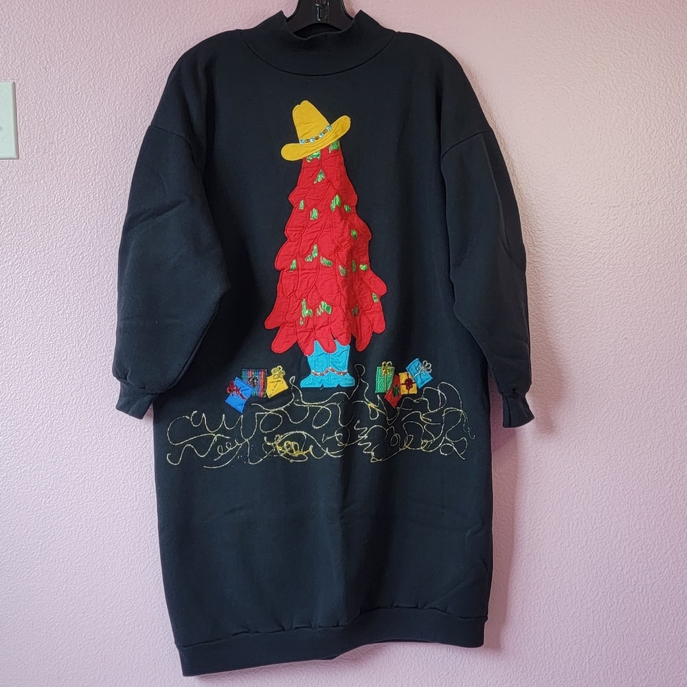 Sunbelt Sportswear Christmas  Sweatshirt/ One size.
